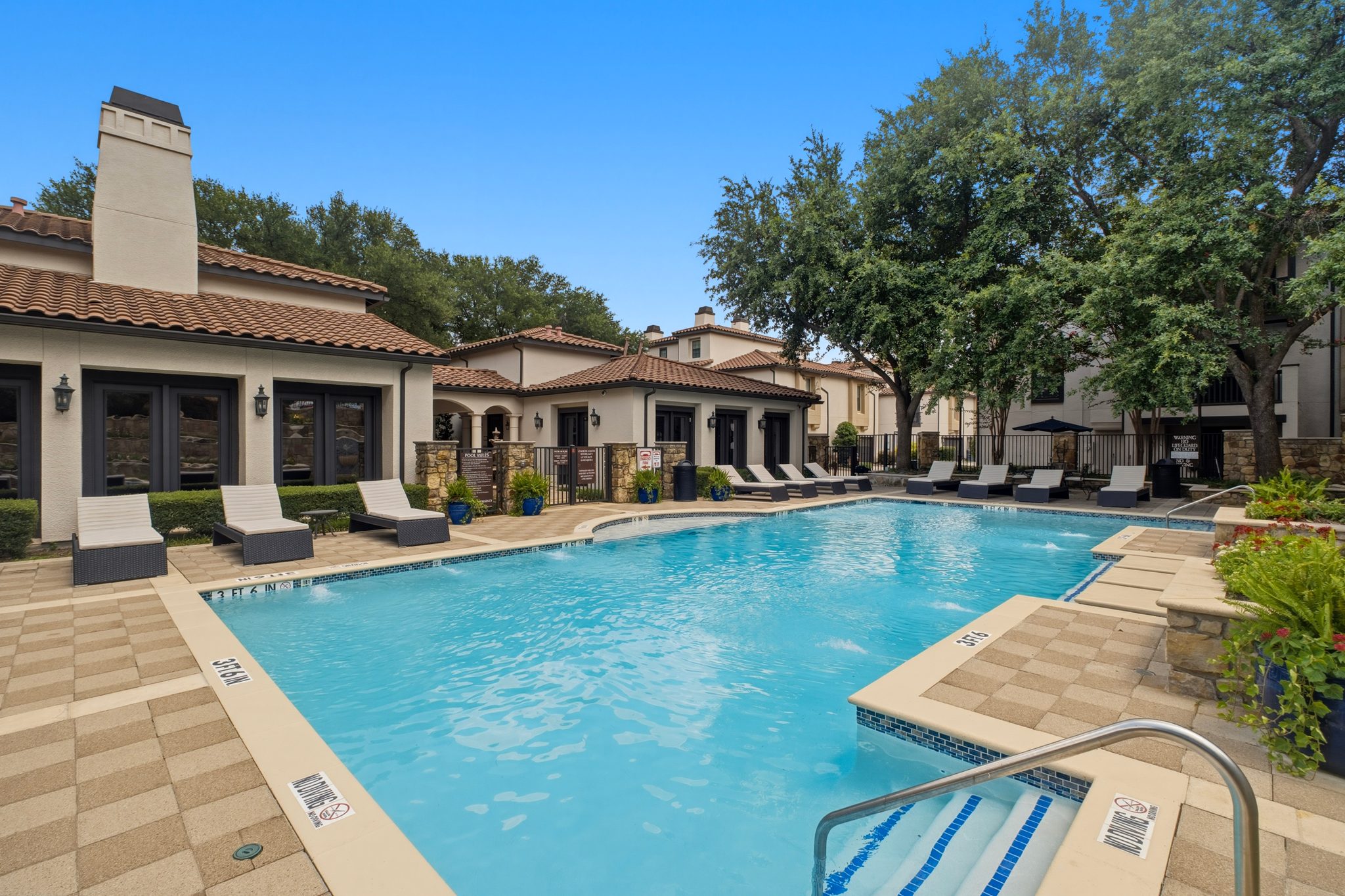 Estancia Townhomes 4 of 5